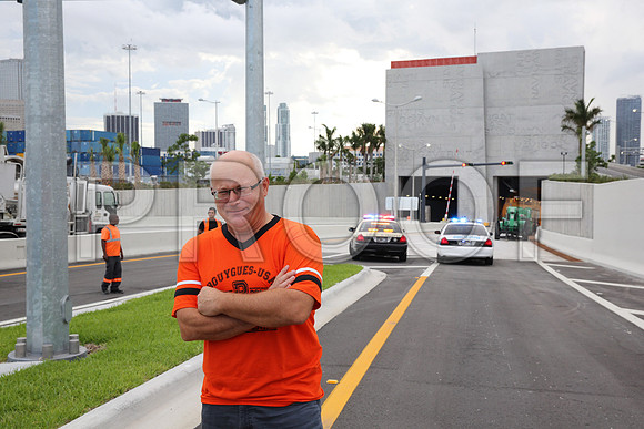 20140802_Miami_Tunnel_9C7C8944