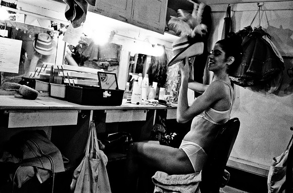 2518_FM_BW_35MM_CW_FOLES_1992_028