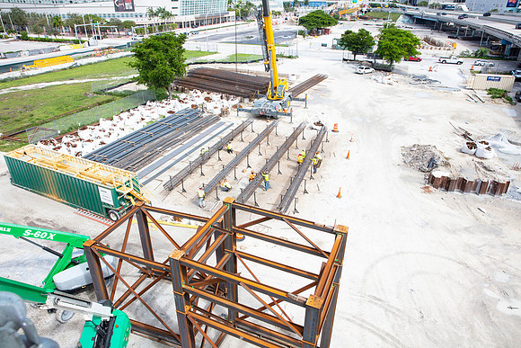 20201026_Connecting_Miami__75A6267
