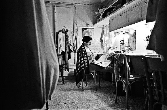 2514_FM_BW_35MM_CW_FOLES_1989_006