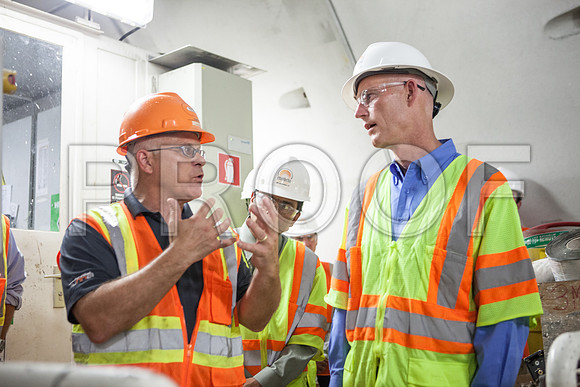 20120614-DG_Govenor_Rick_Scott_Visite_MT_Miami_FL_IMG-6630