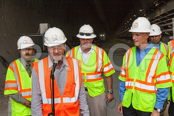 20120614-DG_Govenor_Rick_Scott_Visite_MT_Miami_FL_IMG-7023