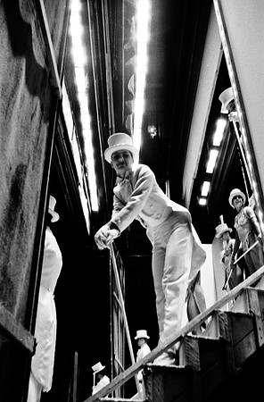 2512_FM_BW_35MM_CW_DEC_1991_30