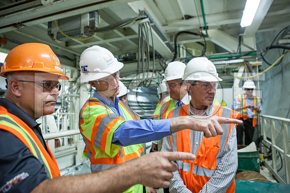 20120614-DG_Govenor_Rick_Scott_Visite_MT_Miami_FL_IMG-6482