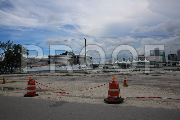20140802_Miami_Tunnel_9C7C8806