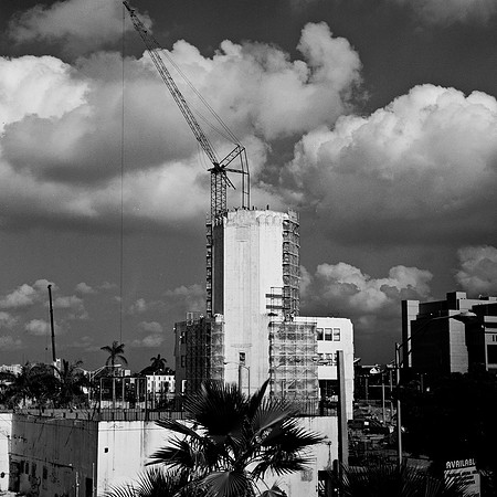22137_BW_PERFORMING ARTS CENTER_FL_07_01