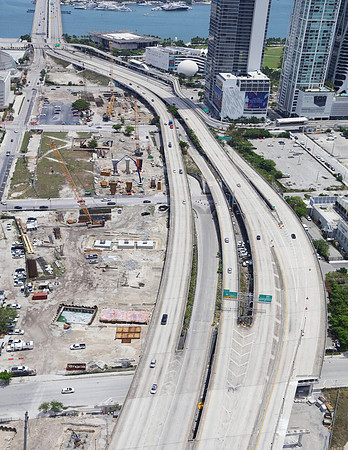 20200424_Connecting_Miami965925