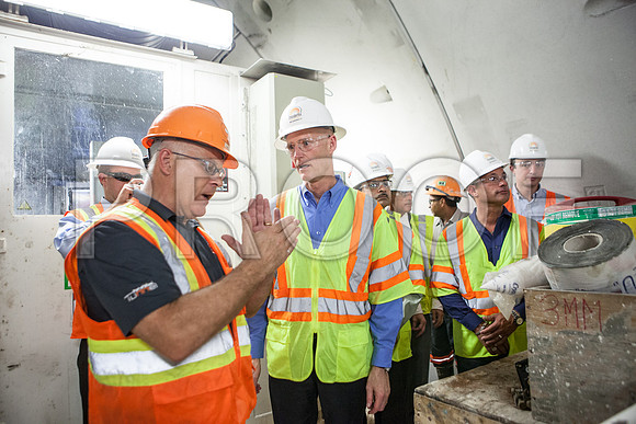 20120614-DG_Govenor_Rick_Scott_Visite_MT_Miami_FL_IMG-6562