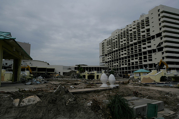 St_Regis_Demolition_20071025_Bal_Harbor_FL-0106-2