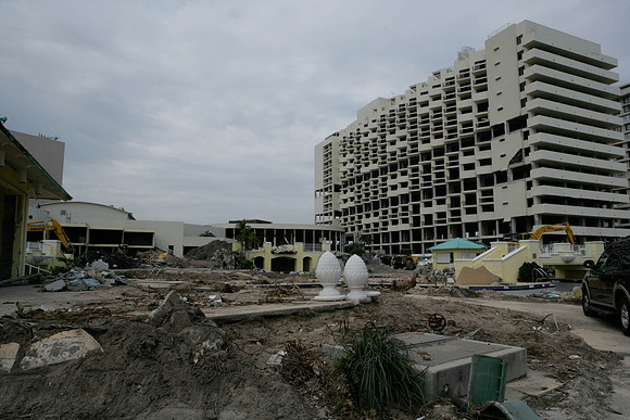 St_Regis_Demolition_20071025_Bal_Harbor_FL-0120-2