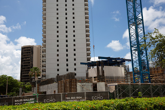20150709_Echo_Brickell_Moriarty_9C7C4696