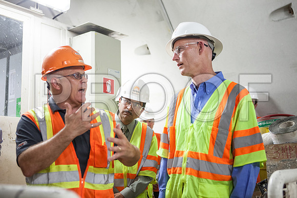 20120614-DG_Govenor_Rick_Scott_Visite_MT_Miami_FL_IMG-6633
