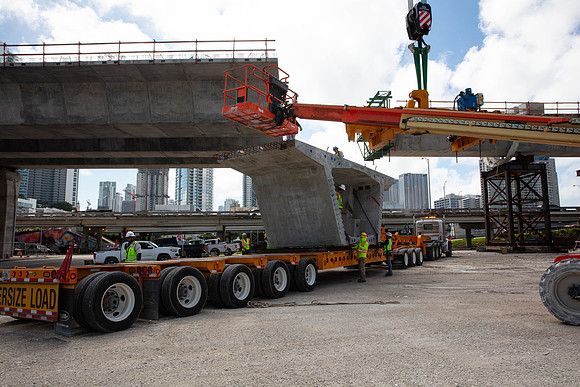 20201026_Connecting_Miami__75A6226