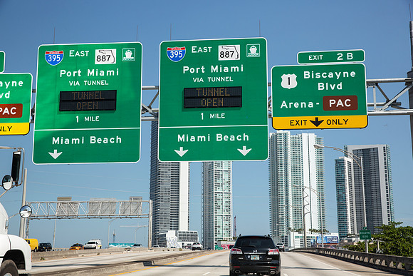 20150401_395_Miami_Architecture_9C7C0051