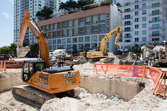 20160810_300_Biscayne_Vice_Moriarty_S5A1220