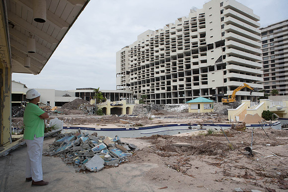 St_Regis_Demolition_20071025_Bal_Harbor_FL-0134