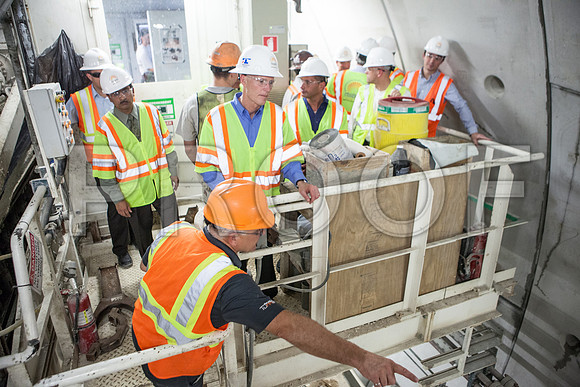 20120614-DG_Govenor_Rick_Scott_Visite_MT_Miami_FL_IMG-6670