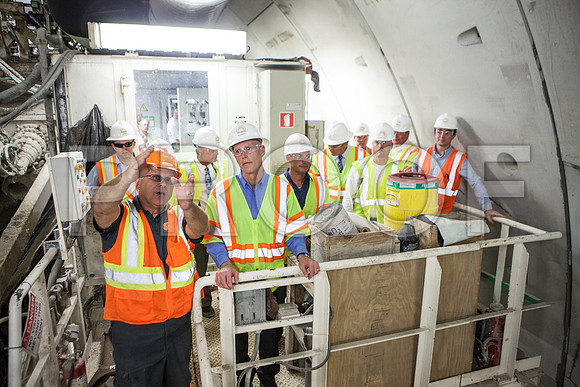 20120614-DG_Govenor_Rick_Scott_Visite_MT_Miami_FL_IMG-6683