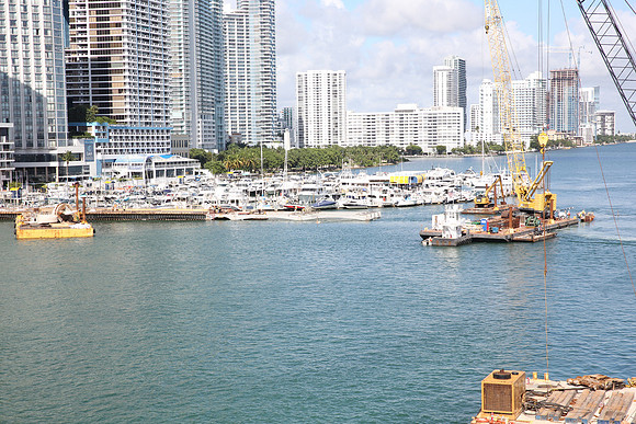 20151216_Meric_park_Shoping_20151216_Venetian_Causeway_Bridge_Project_IMG_5023