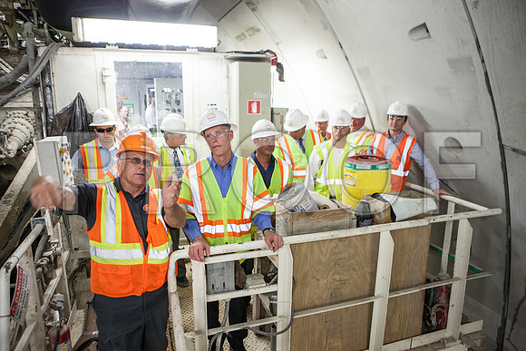 20120614-DG_Govenor_Rick_Scott_Visite_MT_Miami_FL_IMG-6682