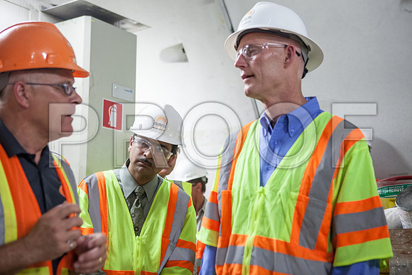 20120614-DG_Govenor_Rick_Scott_Visite_MT_Miami_FL_IMG-6636