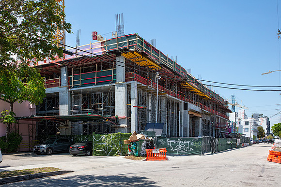 20220328_AMILI_Wynwood_75A0297