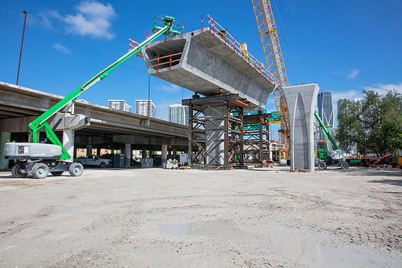20201026_Connecting_Miami__75A6357