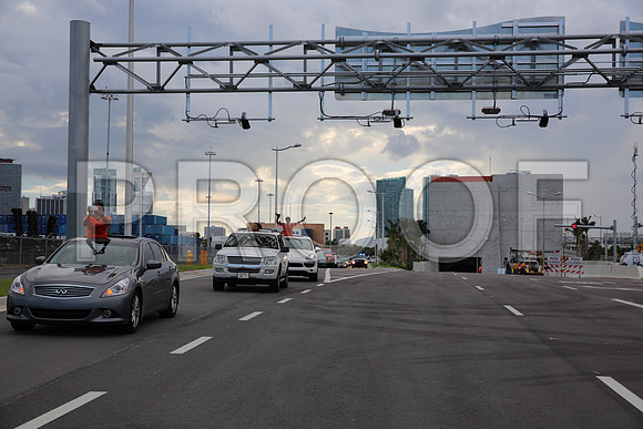 20140802_Miami_Tunnel_9C7C8839