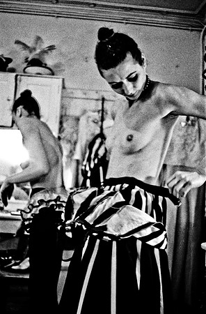 2521_FM_BW_35MM_CW_FOLES_NEWTON_ITALIE_JAN_1992_9