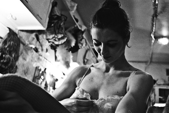 2518_FM_BW_35MM_CW_FOLES_1992_009