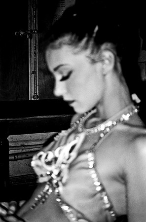 2525_FM_BW_35MM_CW_FOLES_FEB_19882525_FM_BW_35MM_CW_FOLES_FEB_1988_006