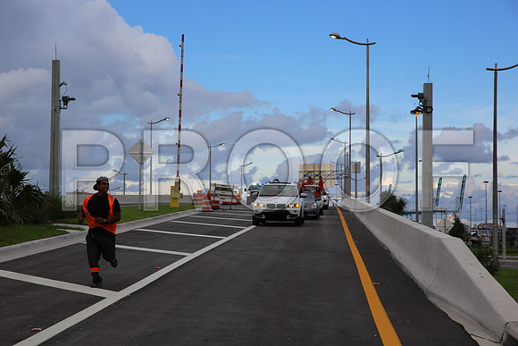 20140802_Miami_Tunnel_9C7C8849