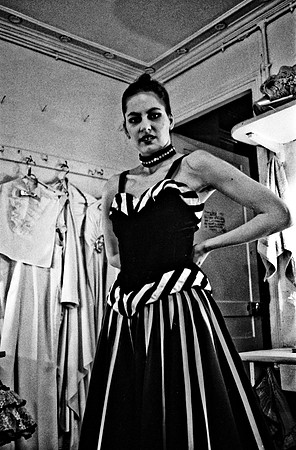 2512_FM_BW_35MM_CW_DEC_1991_34