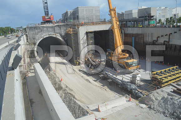 PortMiami_Tunnel_Watson_Island_EASTBOUND_2013-07-29_170000