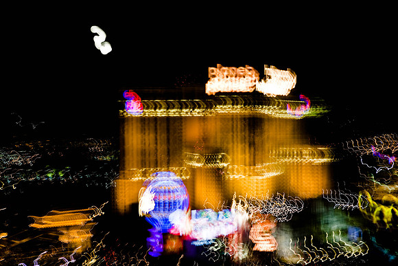36353_DG_COLOR_LAS_VEGAS_NEVADA_NV_USA_2007_ZV4N_0456-2