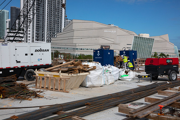20201026_Connecting_Miami__75A6324