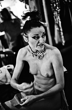 2516_FM_BW_35MM_CW_FOLES_1988_006