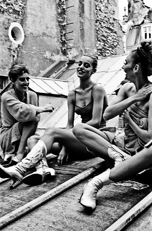 2516_FM_BW_35MM_CW_FOLES_1988_016