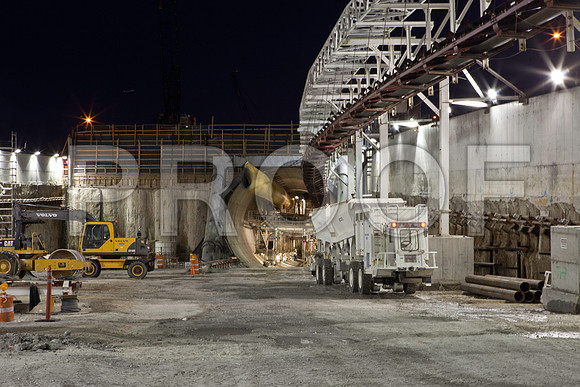 7031_DG_Mimai_Tunnel_01112012_Miami_FL_IMG_3032