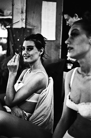 2516_FM_BW_35MM_CW_FOLES_1988_020