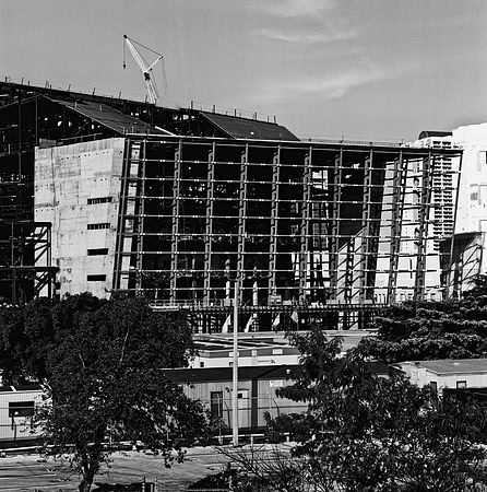 28266_FM_BW_PERFORMING_ARTS_CENTER_FL_04_08
