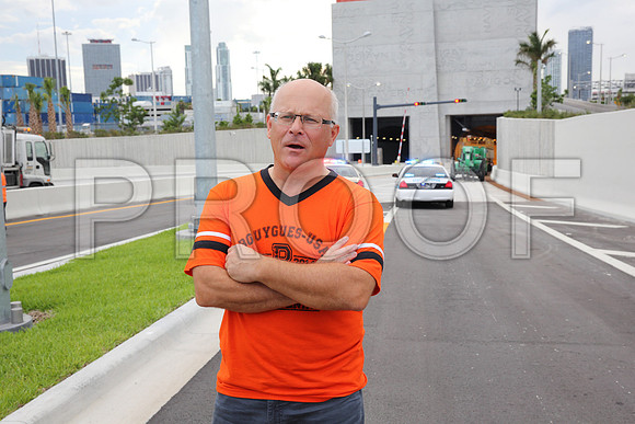 20140802_Miami_Tunnel_9C7C8958