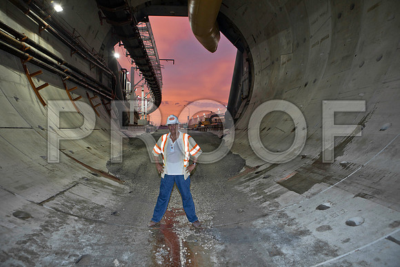 7031_DG_Mimai_Tunnel_01112012_Miami_FL_IMG_2951