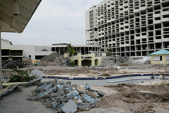 St_Regis_Demolition_20071025_Bal_Harbor_FL-0136-2