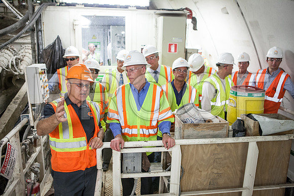 20120614-DG_Govenor_Rick_Scott_Visite_MT_Miami_FL_IMG-6699