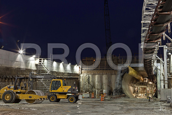 7031_DG_Mimai_Tunnel_01112012_Miami_FL_IMG_3014