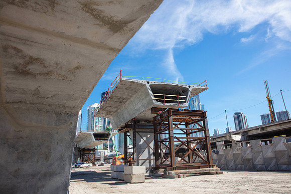 20210204_Connecting_Miami_75A0278