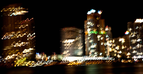 2901_DG_Port_Ligth_Motion_Nigth_Miami_FL20090422-5L8Y6266-2
