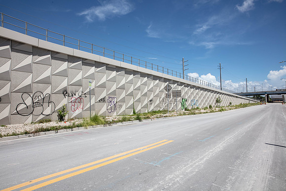 20200720_Connecting_Miami_395_Bridge__75A8255