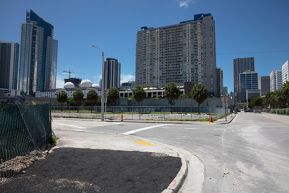 20200720_Connecting_Miami_395_Bridge__75A8253